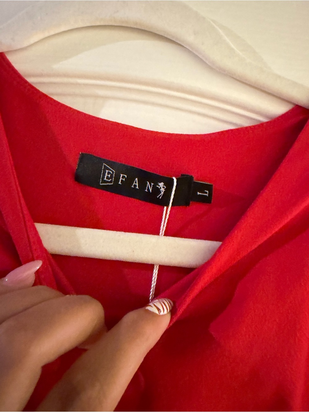 EFAN red cropped tank top - Picture 3 of 5